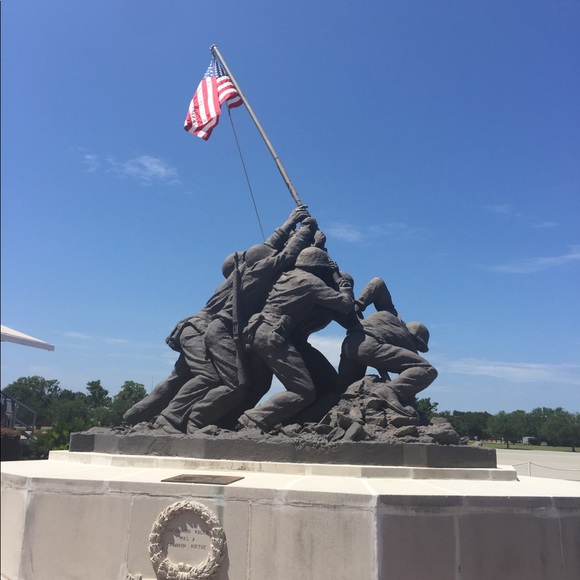 Meet your Posher, Madison - Picture 1 of 1